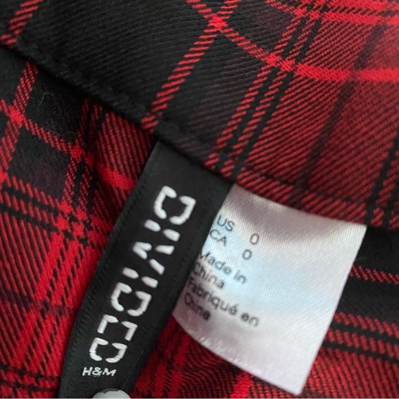h&m divided plaid skirt - Picture 2 of 2